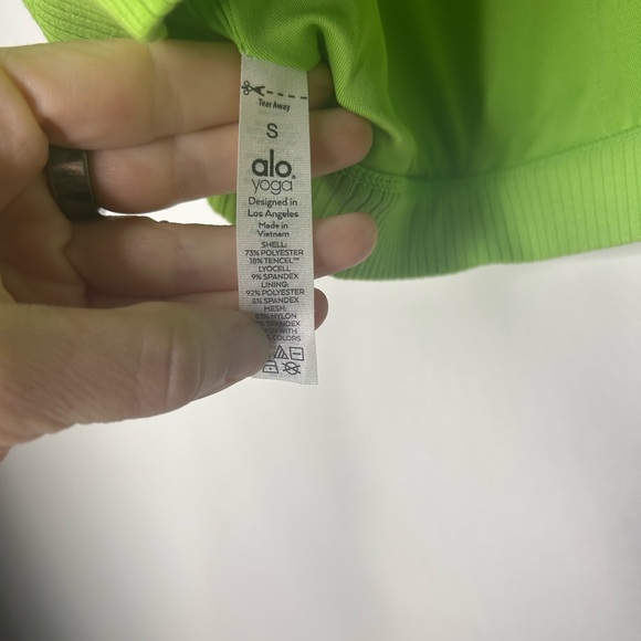 Alo Yoga Wellness Ribbed Sports Bra Green Apple Size Small - Picture 6 of 7